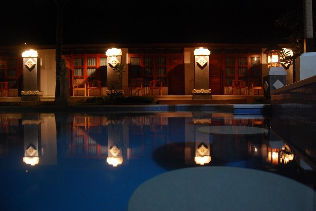 Bali Sunset Hotel Negara  Экстерьер фото