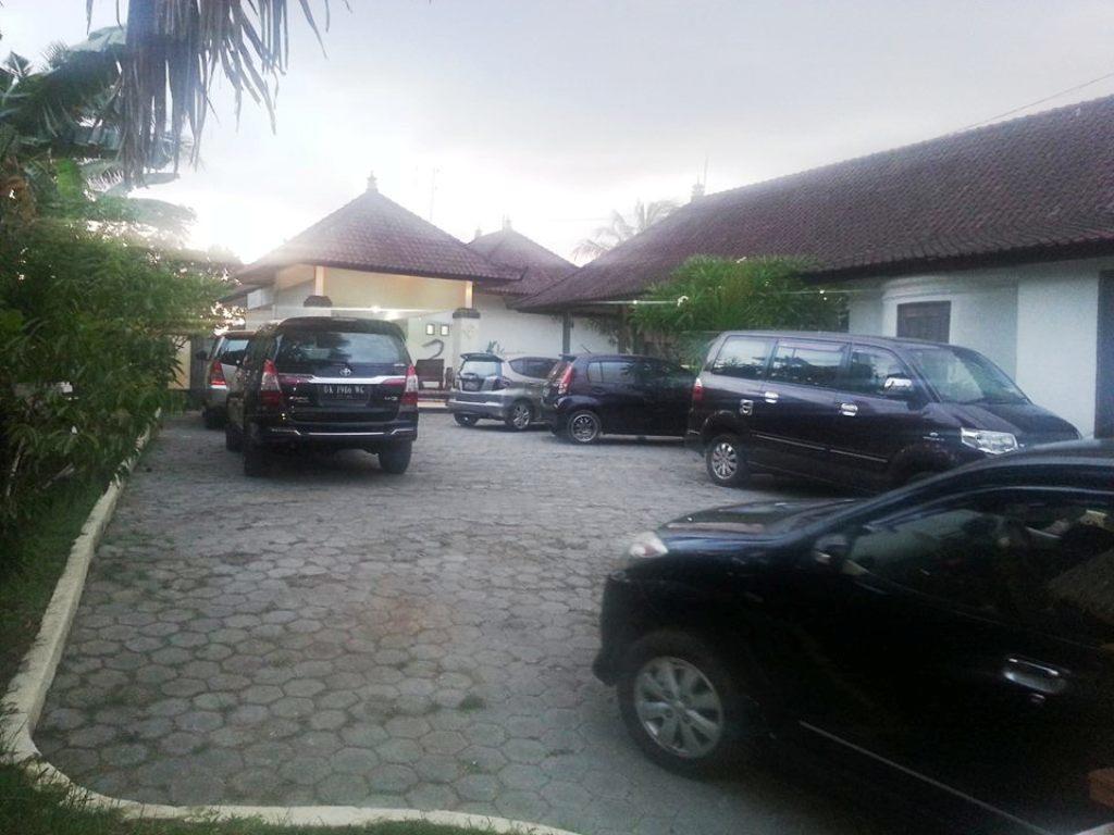 Bali Sunset Hotel Negara  Экстерьер фото