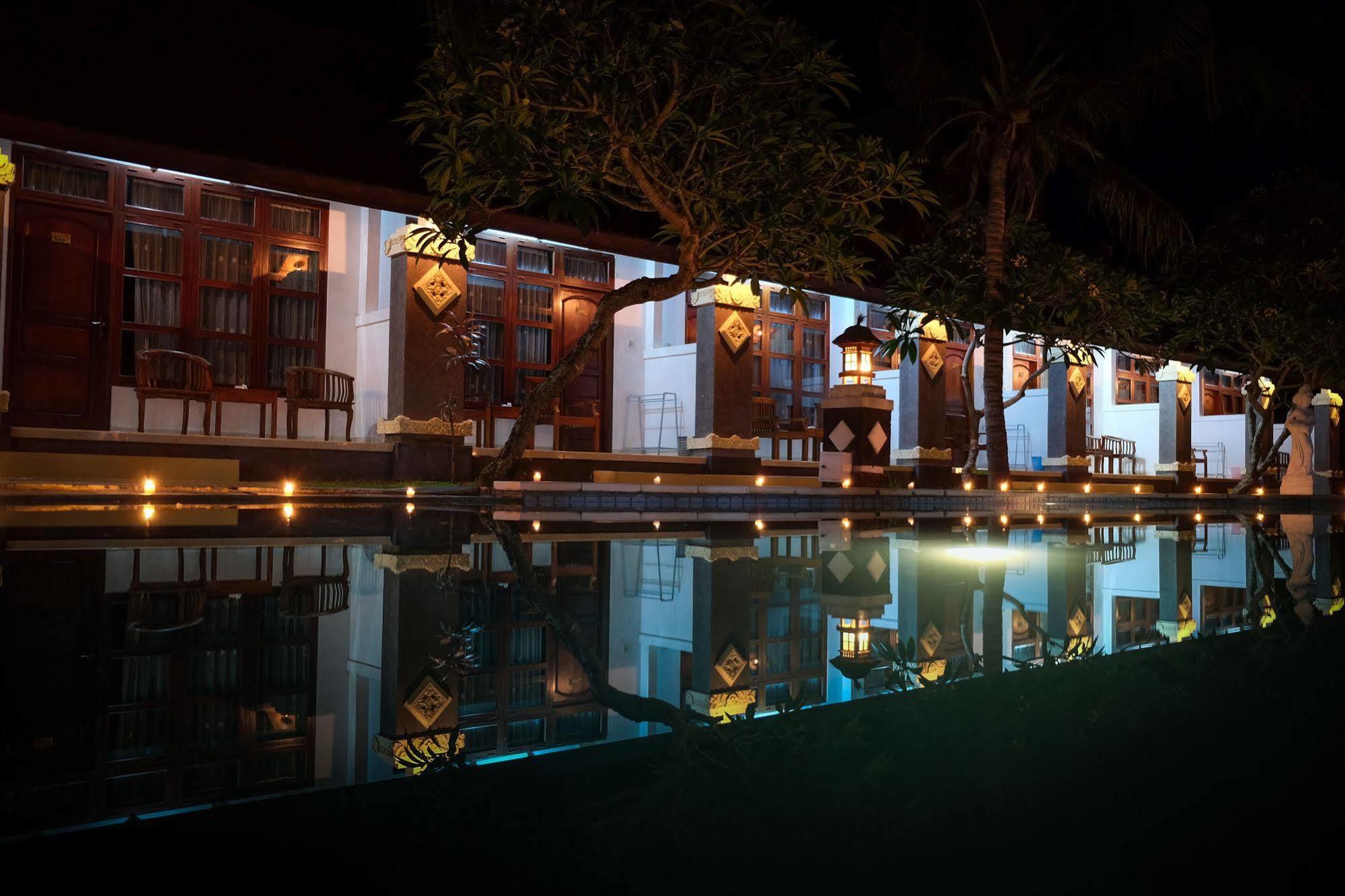 Bali Sunset Hotel Negara  Экстерьер фото