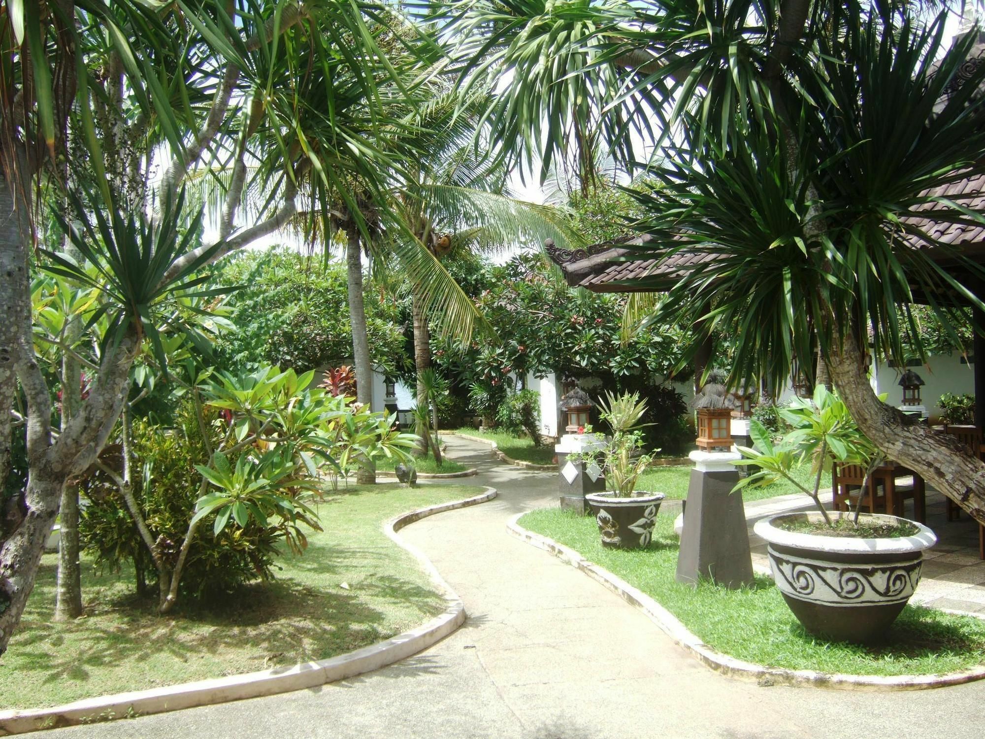 Bali Sunset Hotel Negara  Экстерьер фото