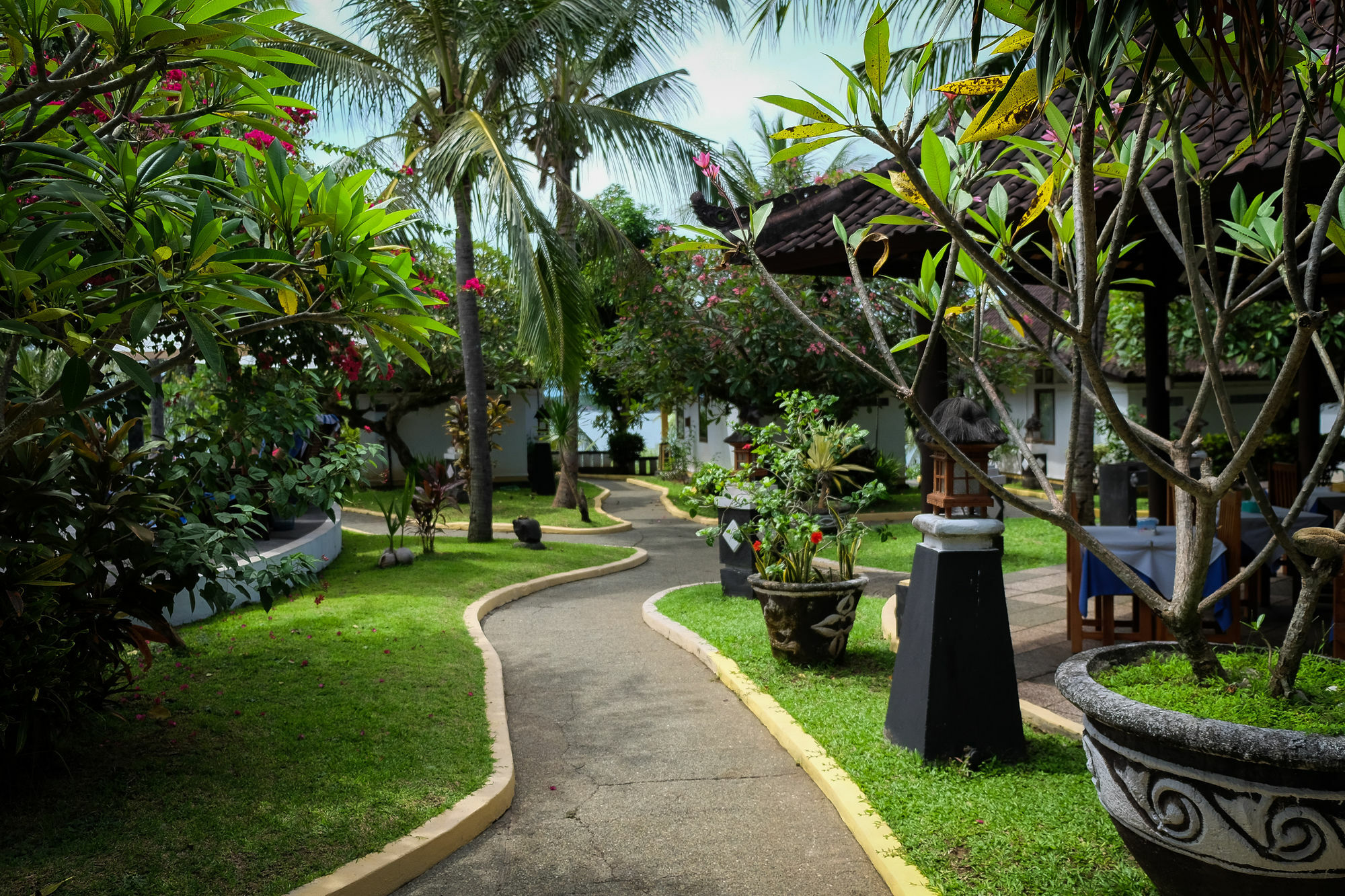 Bali Sunset Hotel Negara  Экстерьер фото